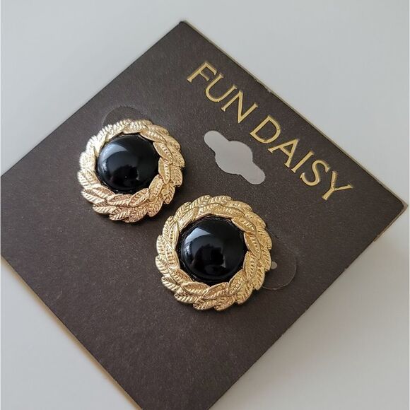 Earrings Black & Gold Tone Leaves Stud Earrings New #0327 - Picture 6 of 6